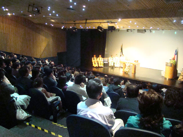 Vista general del Teatro de la Universidad Finis Terrae durante la ceremonia.