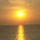 Puesta de sol en el mar.