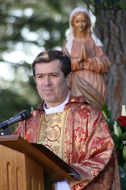 P. Álvaro Corcuera, L.C.