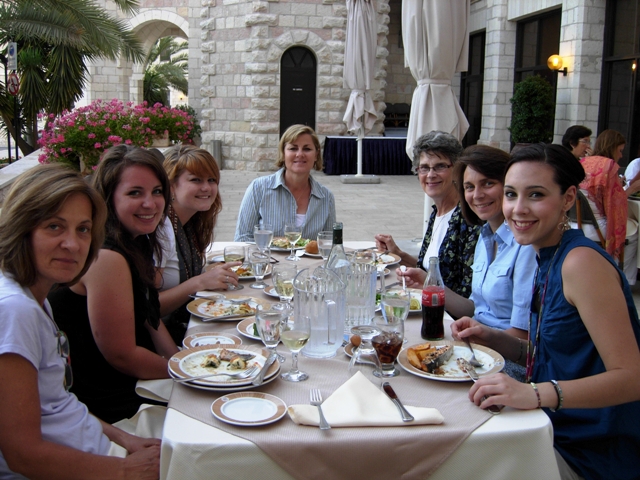 group lunch ND