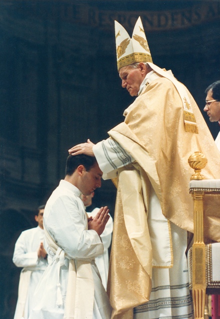ordination day Evaristo Sada